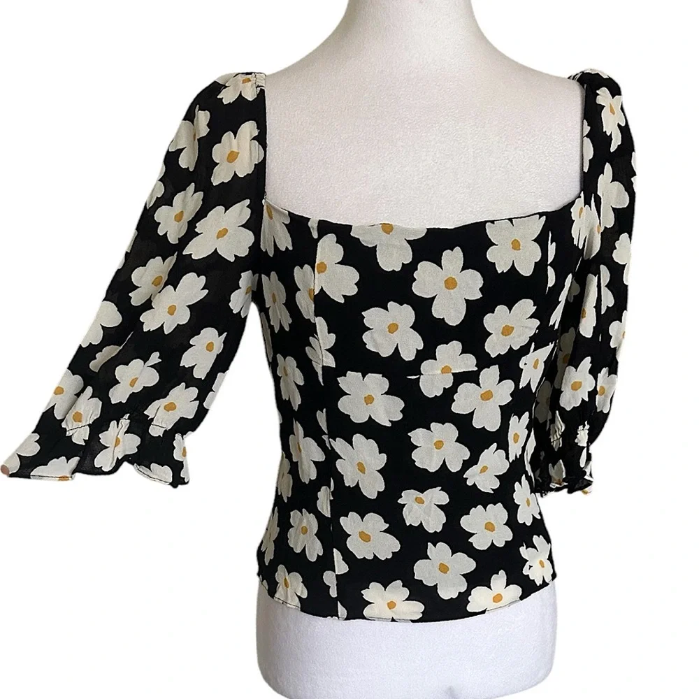 Reformation Georgia Daisy Bella Top Black White Floral Cropped Women’s Size 10